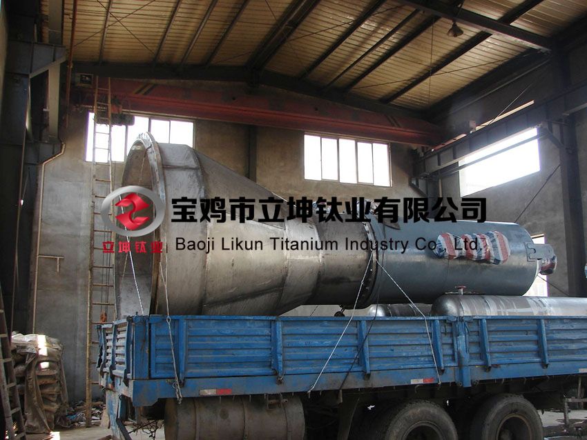 1589548460329975.jpg 鈦換熱器