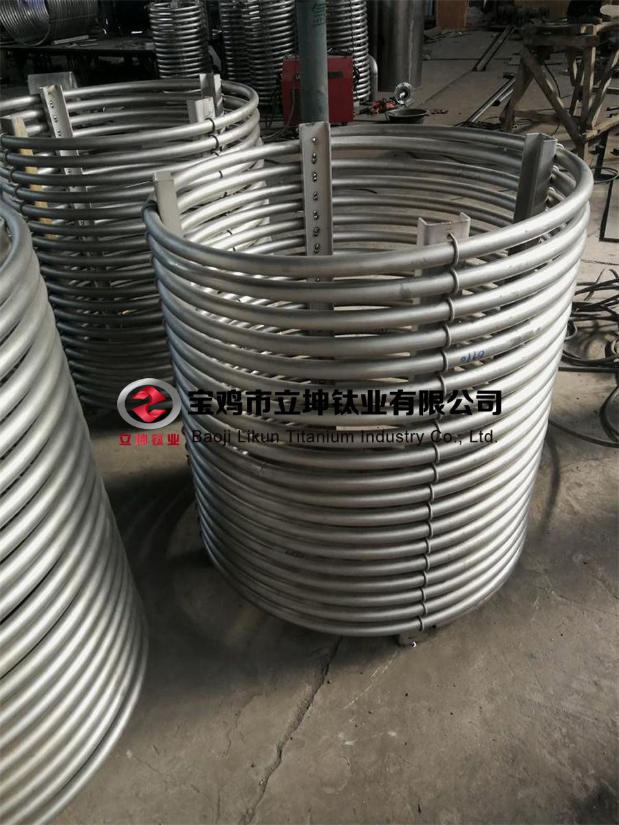 1615602304230013.jpg 鈦換熱器